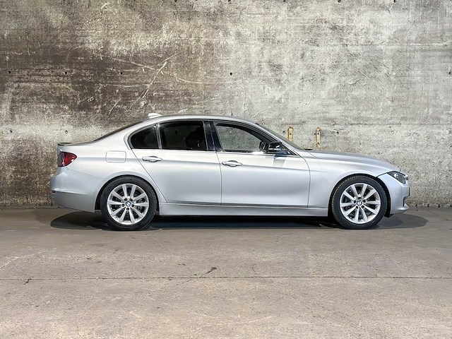 Bmw 320d efficientdynamics edition high executive 163pk 2014 (origineel-nl) 3-serie, 4-xdd-34 - afbeelding 8 van  54