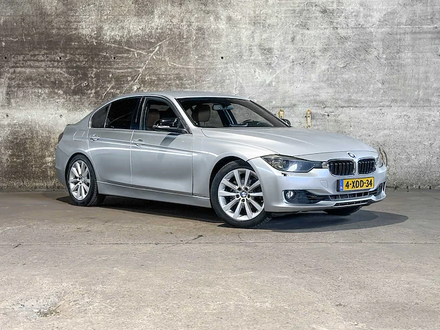 Bmw 320d efficientdynamics edition high executive 163pk 2014 (origineel-nl) 3-serie, 4-xdd-34 - afbeelding 53 van  55