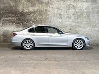 Bmw 320d efficientdynamics edition high executive 163pk 2014 (origineel-nl) 3-serie, 4-xdd-34 - afbeelding 55 van  55
