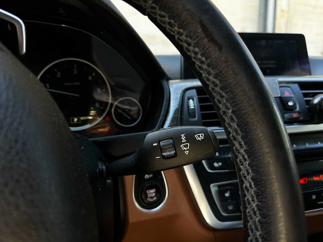 Bmw 320d efficientdynamics edition high executive 163pk 2014 (origineel-nl) 3-serie, 4-xdd-34 - afbeelding 17 van  55