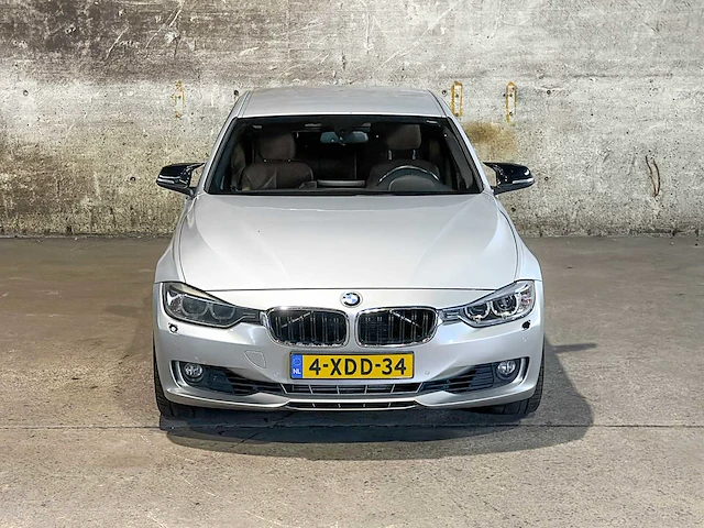 Bmw 320d efficientdynamics edition high executive 163pk 2014 (origineel-nl) 3-serie, 4-xdd-34 - afbeelding 49 van  55