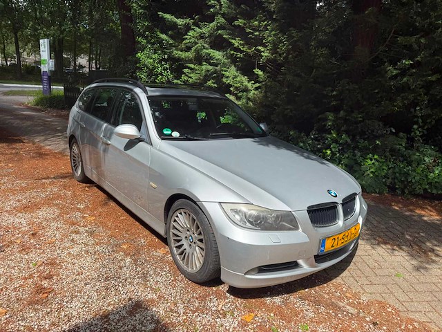 Bmw 320d touring dynamic executive automaat, 21-sjj-2 - afbeelding 1 van  6