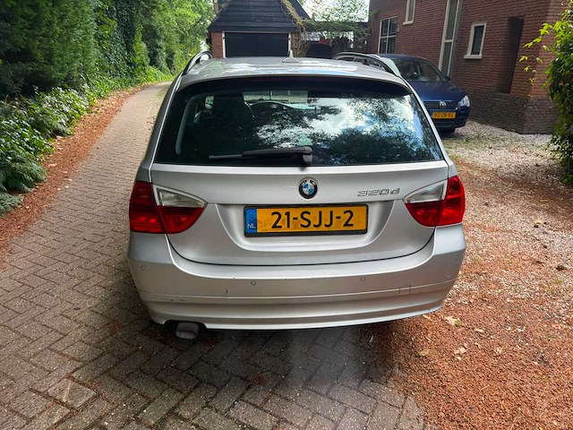 Bmw 320d touring dynamic executive automaat, 21-sjj-2 - afbeelding 5 van  6
