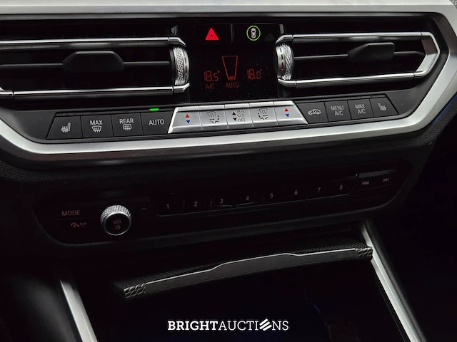 Bmw 320e 3-serie business edition plus 276pk 2022 3-serie, x-458-kk - afbeelding 4 van  40