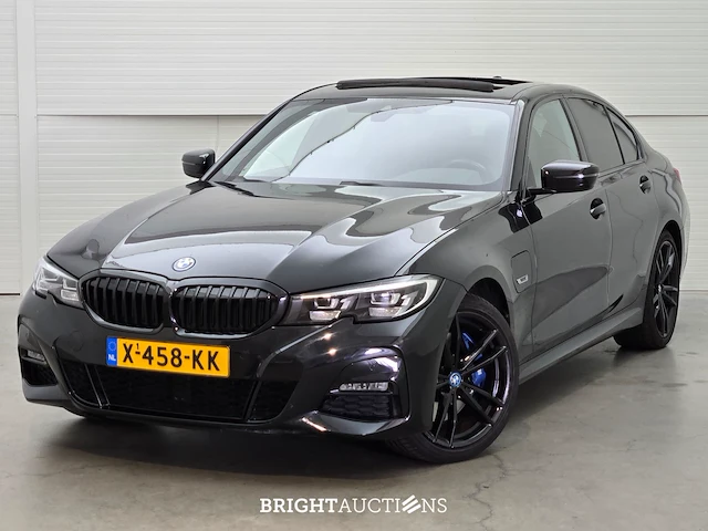 Bmw 320e 3-serie business edition plus 276pk 2022 3-serie, x-458-kk - afbeelding 1 van  40
