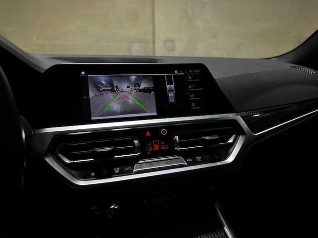 Bmw 320e touring business edition plus m-sport 204pk 2022 (origineel-nl + 1e eigenaar) 3-serie, p-991-jh - afbeelding 21 van  46