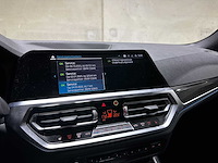 Bmw 320e touring business edition plus m-sport 204pk 2022 (origineel-nl + 1e eigenaar) 3-serie, p-991-jh - afbeelding 23 van  46
