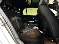 Bmw 320e touring business edition plus m-sport 204pk 2022 (origineel-nl + 1e eigenaar) 3-serie, p-991-jh - afbeelding 34 van  46