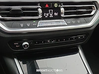 Bmw 320i 3-serie executive edition 184pk 2019 (origineel-nl) 3-serie, xt-203-t - afbeelding 4 van  39