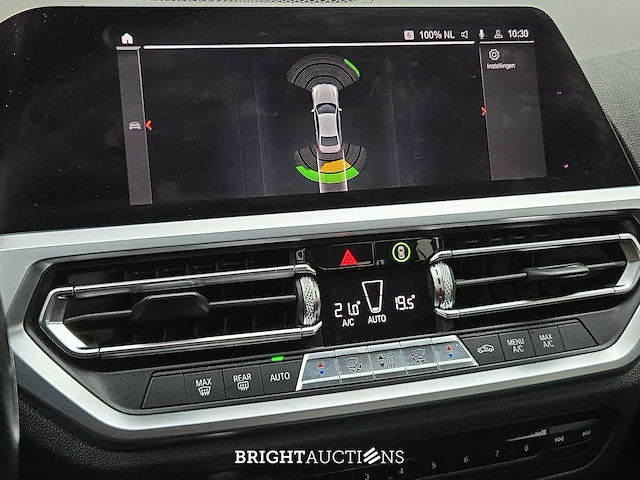 Bmw 320i 3-serie executive edition 184pk 2019 (origineel-nl) 3-serie, xt-203-t - afbeelding 9 van  39
