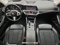 Bmw 320i 3-serie executive edition 184pk 2019 (origineel-nl) 3-serie, xt-203-t - afbeelding 35 van  39