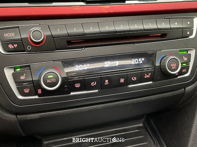 Bmw 320i 3-serie gran turismo luxury 184pk 2015 3-serie, nh-052-z - afbeelding 11 van  49