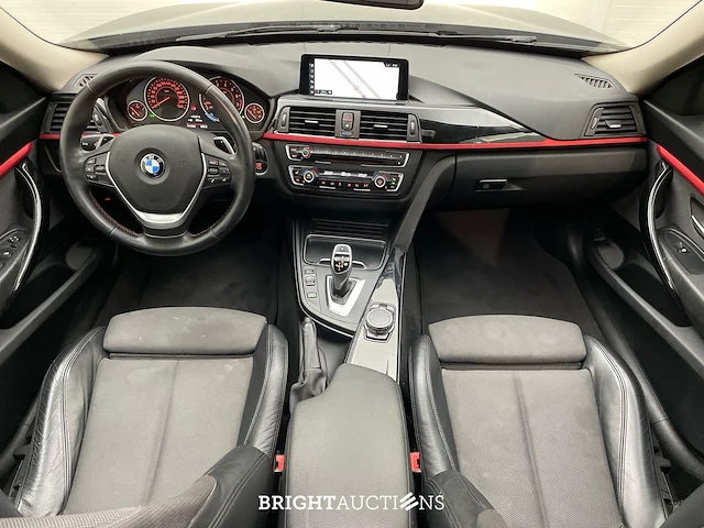 Bmw 320i 3-serie gran turismo luxury 184pk 2015 3-serie, nh-052-z - afbeelding 45 van  49