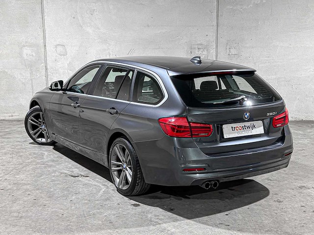 Bmw 320i automaat centennial high executive 184pk 2016 3-serie touring, jr-371-d - afbeelding 8 van  43