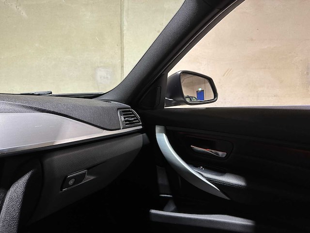 Bmw 320i automaat centennial high executive 184pk 2016 3-serie touring, jr-371-d - afbeelding 22 van  43