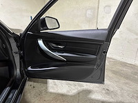 Bmw 320i automaat centennial high executive 184pk 2016 3-serie touring, jr-371-d - afbeelding 33 van  43