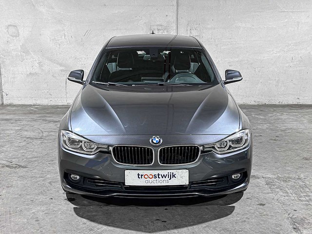 Bmw 320i automaat centennial high executive 184pk 2016 3-serie touring, jr-371-d - afbeelding 40 van  43