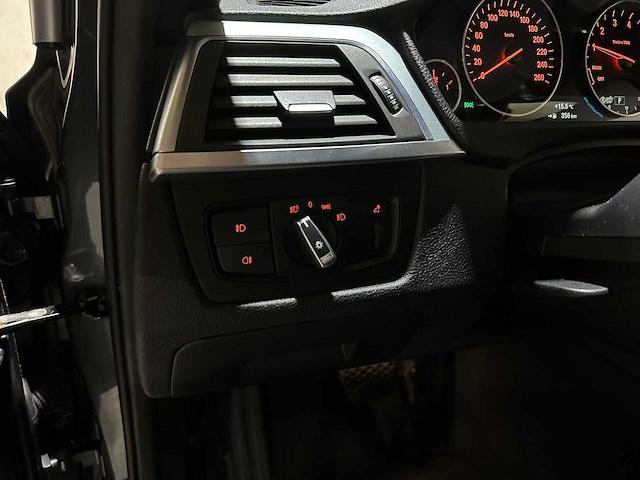 Bmw 320i automaat centennial high executive 184pk 2016 3-serie touring, jr-371-d - afbeelding 14 van  43