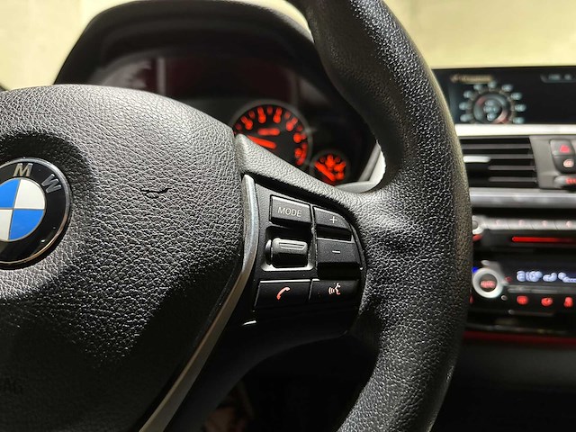 Bmw 320i automaat centennial high executive 184pk 2016 3-serie touring, jr-371-d - afbeelding 16 van  43