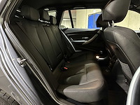 Bmw 320i automaat centennial high executive 184pk 2016 3-serie touring, jr-371-d - afbeelding 32 van  43