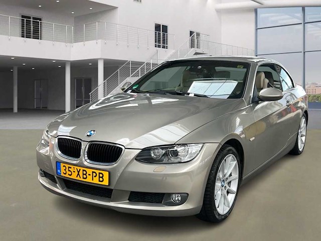 Bmw 320i cabrio high executive automaat, 35-xb-pb - afbeelding 1 van  6