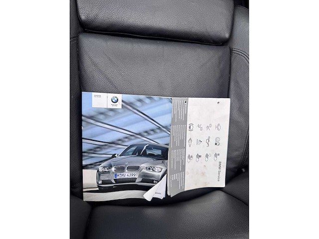 Bmw 320i cabrio high executive automaat, zn-110-j - afbeelding 16 van  16