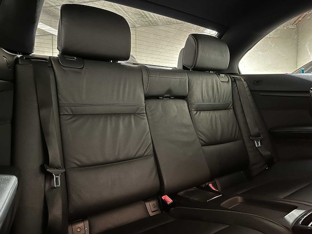 Bmw 320i cabriolet 170pk 2009 3-serie e93, xk-462-d - afbeelding 31 van  38