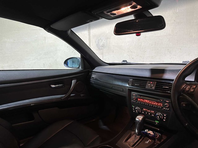 Bmw 320i cabriolet 170pk 2009 3-serie e93, xk-462-d - afbeelding 10 van  38
