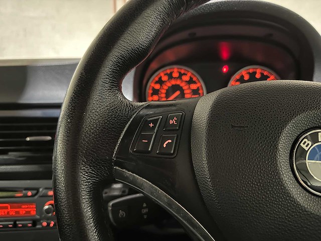 Bmw 320i cabriolet 170pk 2009 3-serie e93, xk-462-d - afbeelding 14 van  38