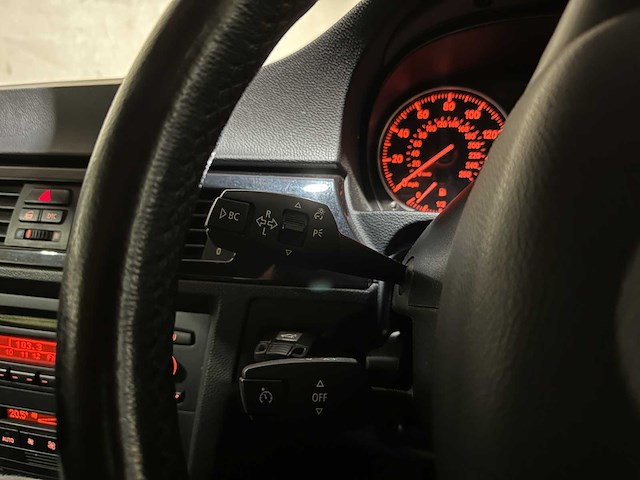 Bmw 320i cabriolet 170pk 2009 3-serie e93, xk-462-d - afbeelding 15 van  38