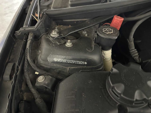 Bmw 320i cabriolet 170pk 2009 3-serie e93, xk-462-d - afbeelding 27 van  38