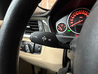 Bmw 320i efficientdynamics edition upgrade edition 170pk 2013 (origineel-nl) 3-serie, 1-sll-03 - afbeelding 18 van  41