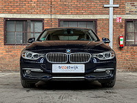 Bmw 320i efficientdynamics edition upgrade edition 170pk 2013 (origineel-nl) 3-serie, 1-sll-03 - afbeelding 37 van  41