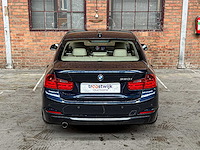 Bmw 320i efficientdynamics edition upgrade edition 170pk 2013 (origineel-nl) 3-serie, 1-sll-03 - afbeelding 6 van  41