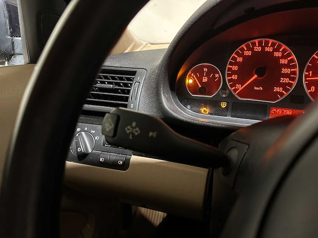 Bmw 320i executive 3-serie 168pk 2005, 39-rj-nz - afbeelding 15 van  41