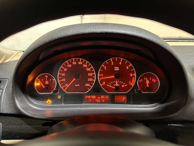 Bmw 320i executive 3-serie 168pk 2005, 39-rj-nz - afbeelding 17 van  41