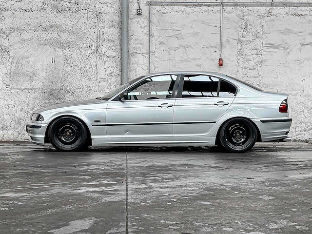 Bmw 320i executive 6-cilinder 150pk 1998, xj-ds-29 - afbeelding 11 van  48