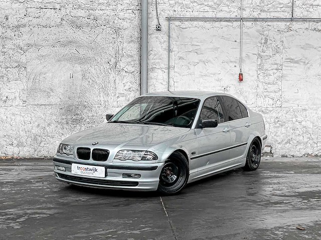 Bmw 320i executive 6-cilinder 150pk 1998, xj-ds-29 - afbeelding 12 van  48