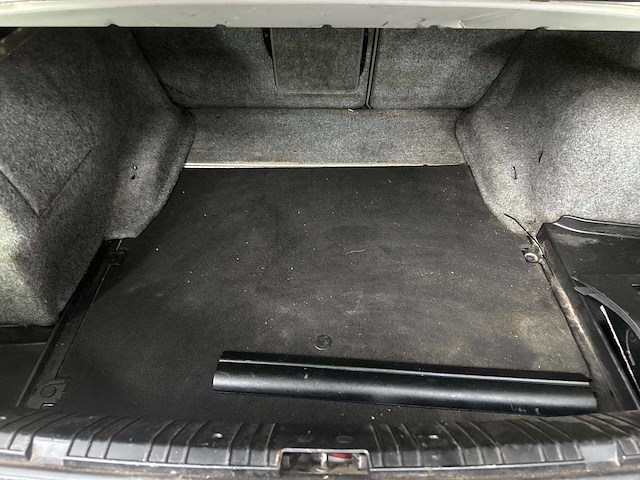 Bmw 320i executive 6-cilinder 150pk 1998, xj-ds-29 - afbeelding 30 van  48