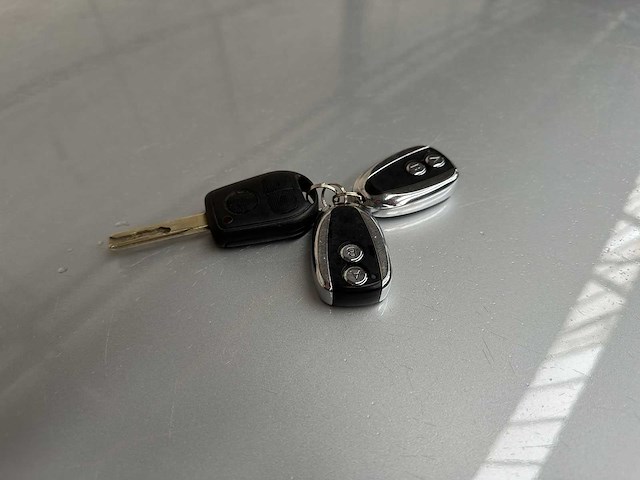 Bmw 320i executive 6-cilinder 150pk 1998, xj-ds-29 - afbeelding 43 van  48