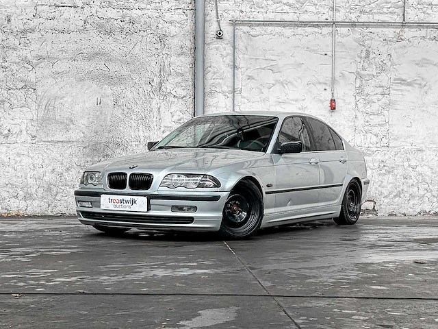 Bmw 320i executive 6-cilinder 150pk 1998, xj-ds-29 - afbeelding 34 van  48