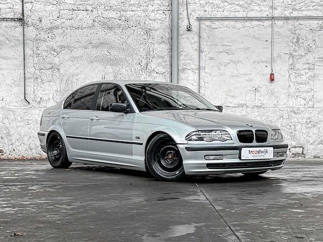 Bmw 320i executive 6-cilinder 150pk 1998, xj-ds-29 - afbeelding 32 van  33