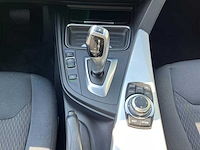 Bmw 320i f30 saloon modern line automaat, 3610 - afbeelding 20 van  31