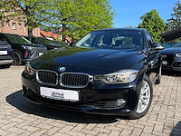 Bmw 320i f30 saloon modern line automaat, 3610 - afbeelding 12 van  31
