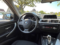 Bmw 320i f30 saloon modern line automaat, 3610 - afbeelding 15 van  31