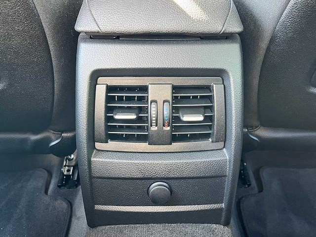 Bmw 320i f30 saloon modern line automaat, 3610 - afbeelding 22 van  31