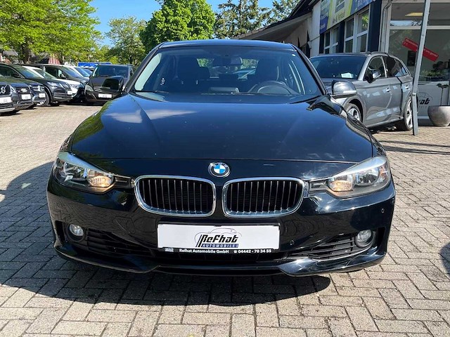 Bmw 320i f30 saloon modern line automaat, 3610 - afbeelding 23 van  31