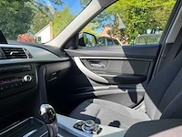Bmw 320i f30 saloon modern line automaat, 3610 - afbeelding 5 van  31
