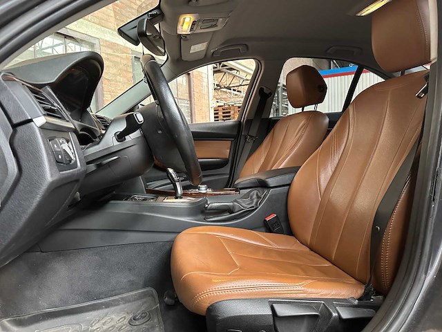 Bmw 320i high executive 184pk 2012 3-serie, 75-xgb-4 - afbeelding 26 van  42