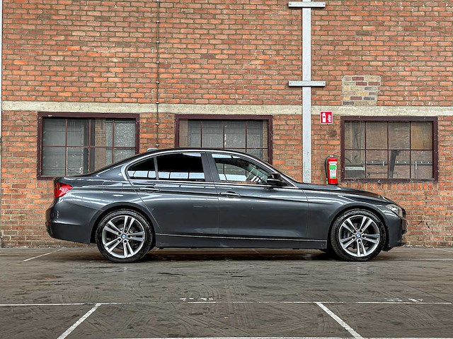Bmw 320i high executive 184pk 2012 3-serie, 75-xgb-4 - afbeelding 41 van  42